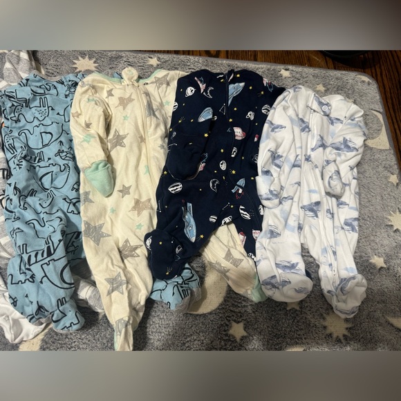 Newborn sleeper bundle - Picture 2 of 5